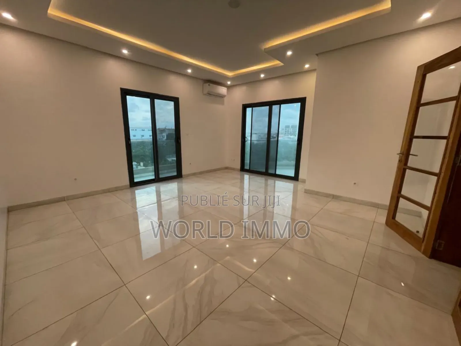 3chbre Appartement dans Lieu, Mermoz Sacré-Cœur à Louer