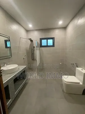 3chbre Appartement dans Lieu, Mermoz Sacré-Cœur à Louer