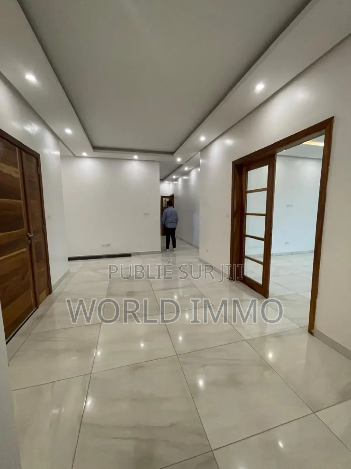 3chbre Appartement dans Lieu, Mermoz Sacré-Cœur à Louer