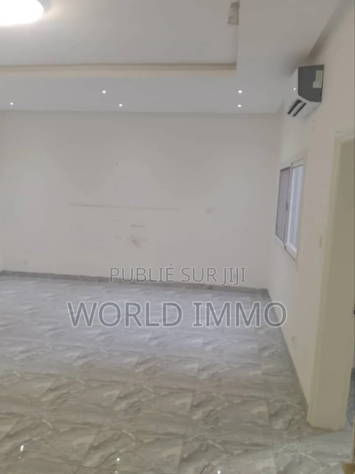 3chbre Appartement dans Zoula, Ouakam à Louer