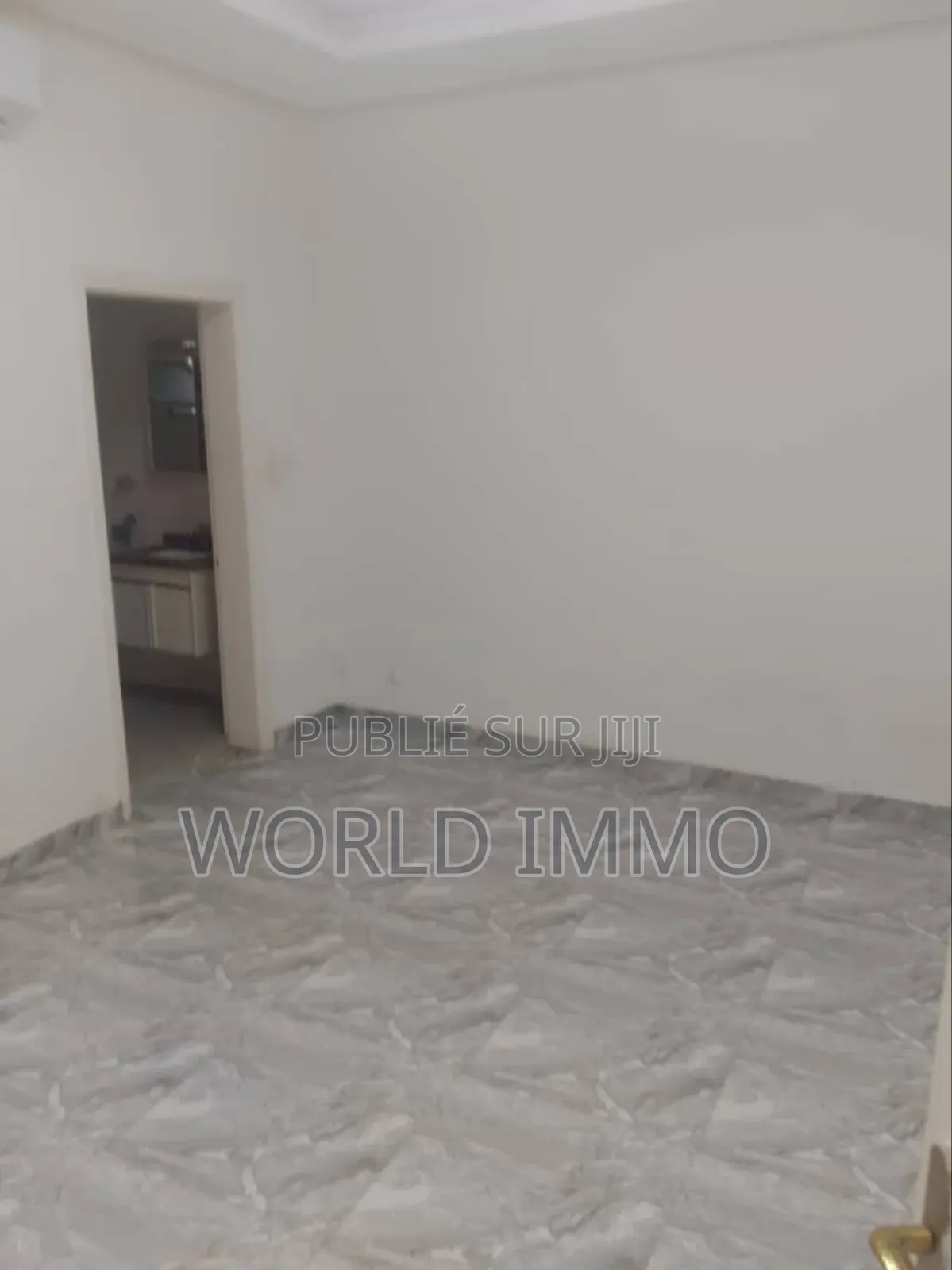 3chbre Appartement dans Zoula, Ouakam à Louer