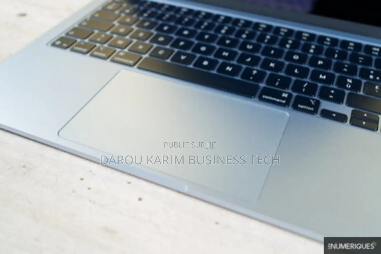 New Ordinateur Portable Apple MacBook 16GB Apple M4 SSD 256GB