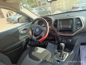 Photo - Jeep Cherokee 2016 Autre