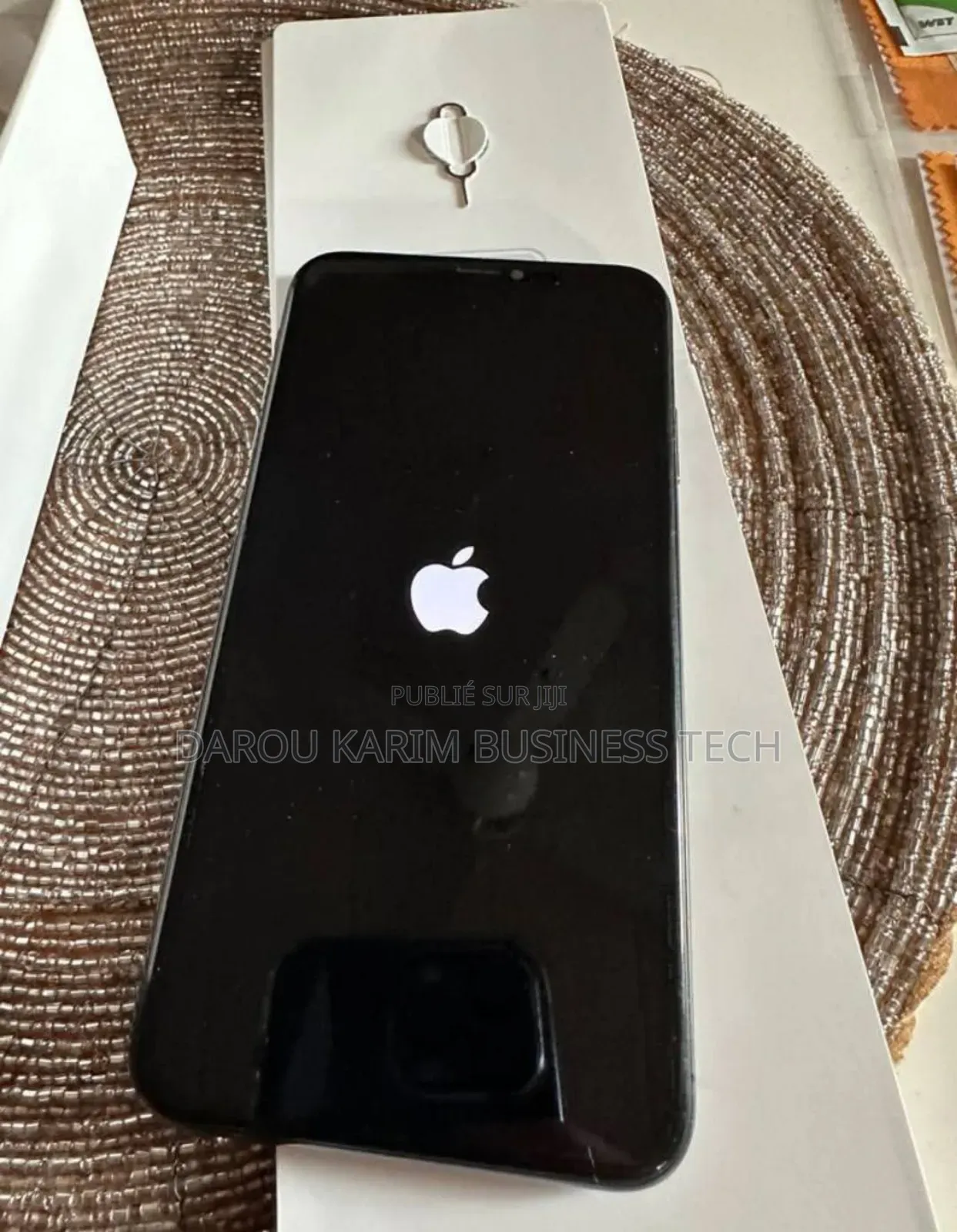 New Apple iPhone XR 128 GB Autre