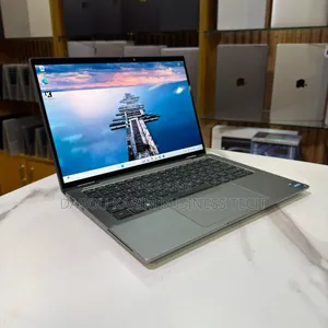 Photo - New Dell Latitude 13 7350 16GB Intel Core I7 SSD 512GB