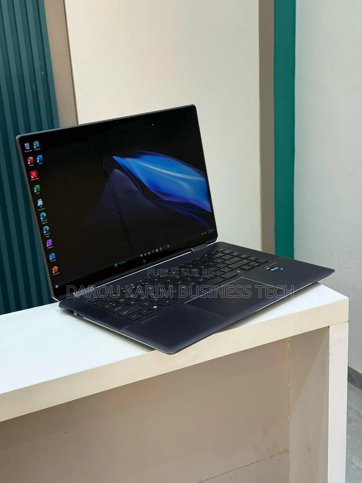 New HP Spectre X360 16GB Intel Core Ultra 7 SSD 512GB