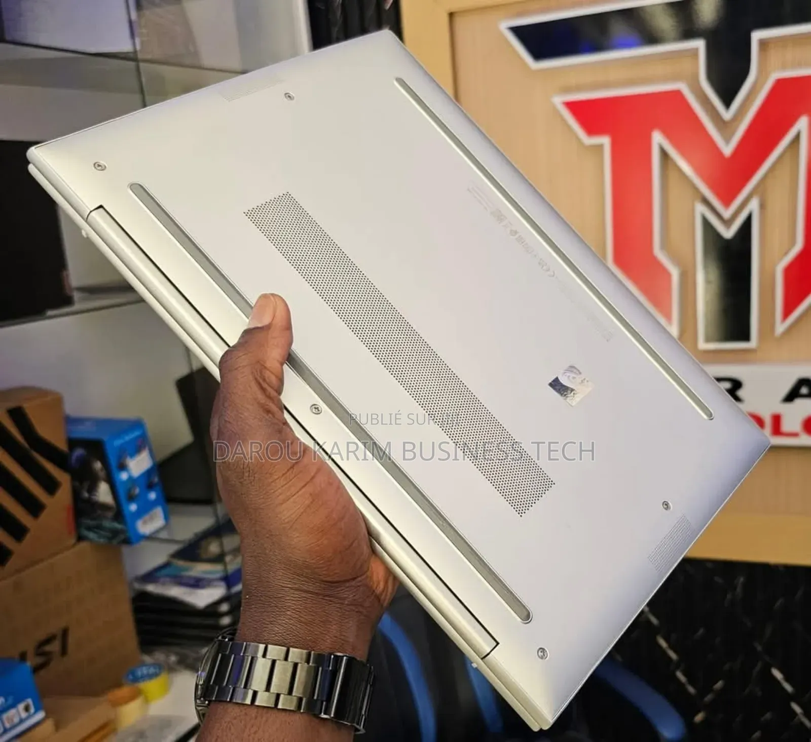 New HP EliteBook 840 10 16GB Intel Core I5 SSD 512GB