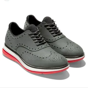 Photo - Chaussures De Ville Classique