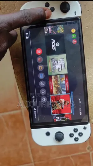 Nintendo Switch Oled Complète Flashée