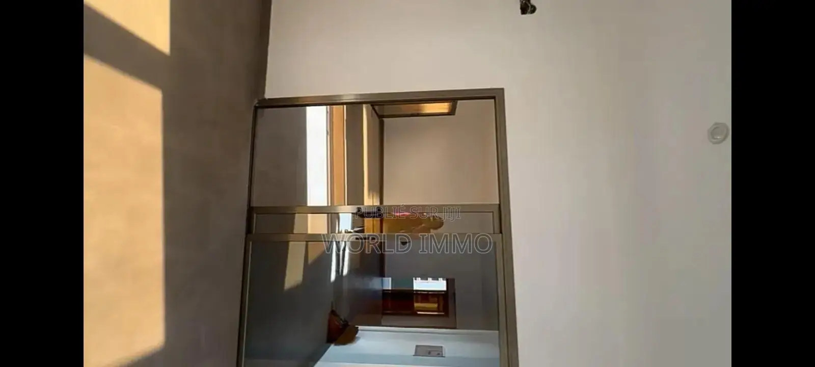 4chbre Appartement dans Luxury, Fann-Point E-Amitié à Louer