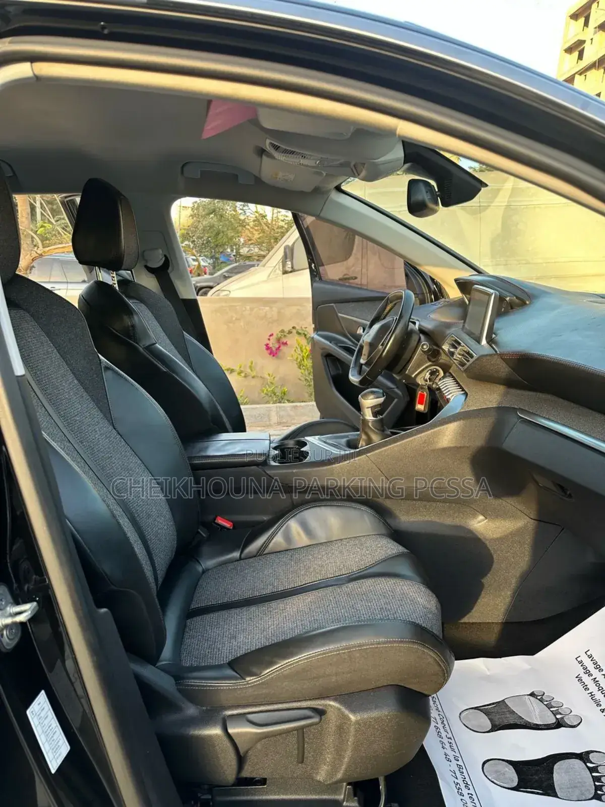 PEUGEOT 3008 2018 Noir Mat