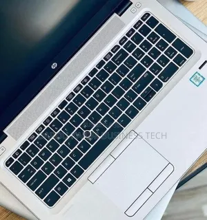 Photo - Ordinateur Portable HP EliteBook 840 G3 8GB Intel Core I5 SSD 256GB