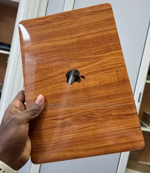 Ordinateur Portable Apple MacBook Pro 2019 16GB Intel Core I7 SSD 1T