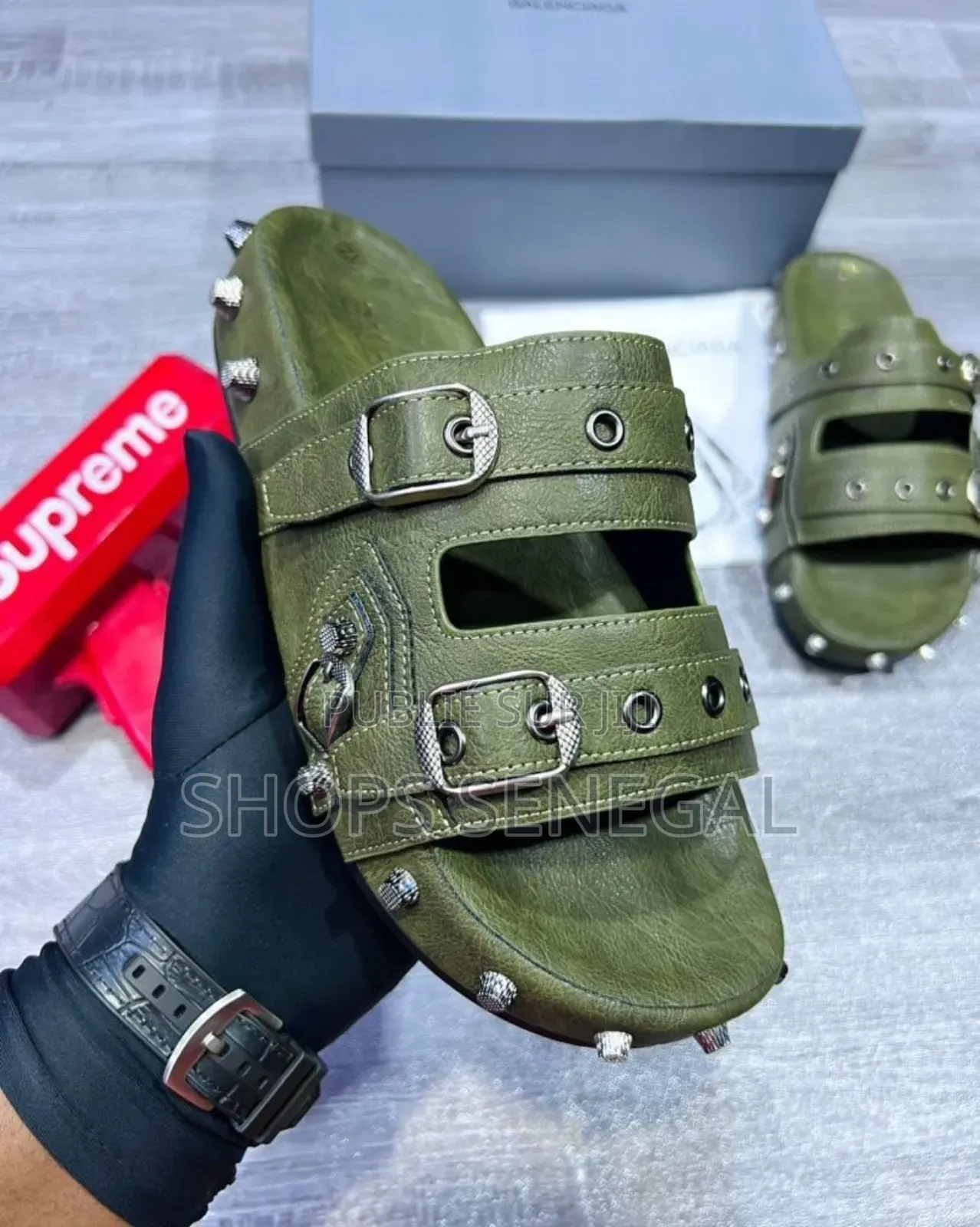 Sandales Balenciaga Studded Leather Slides