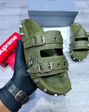 Sandales Balenciaga Studded Leather Slides
