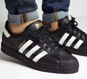 Photo - Adidas Superstar – l'Icône Du Streetwear