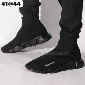 *Balanciaga Montante*