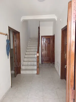 4chbre Maison dans Lumix Immo, Ngor à Louer