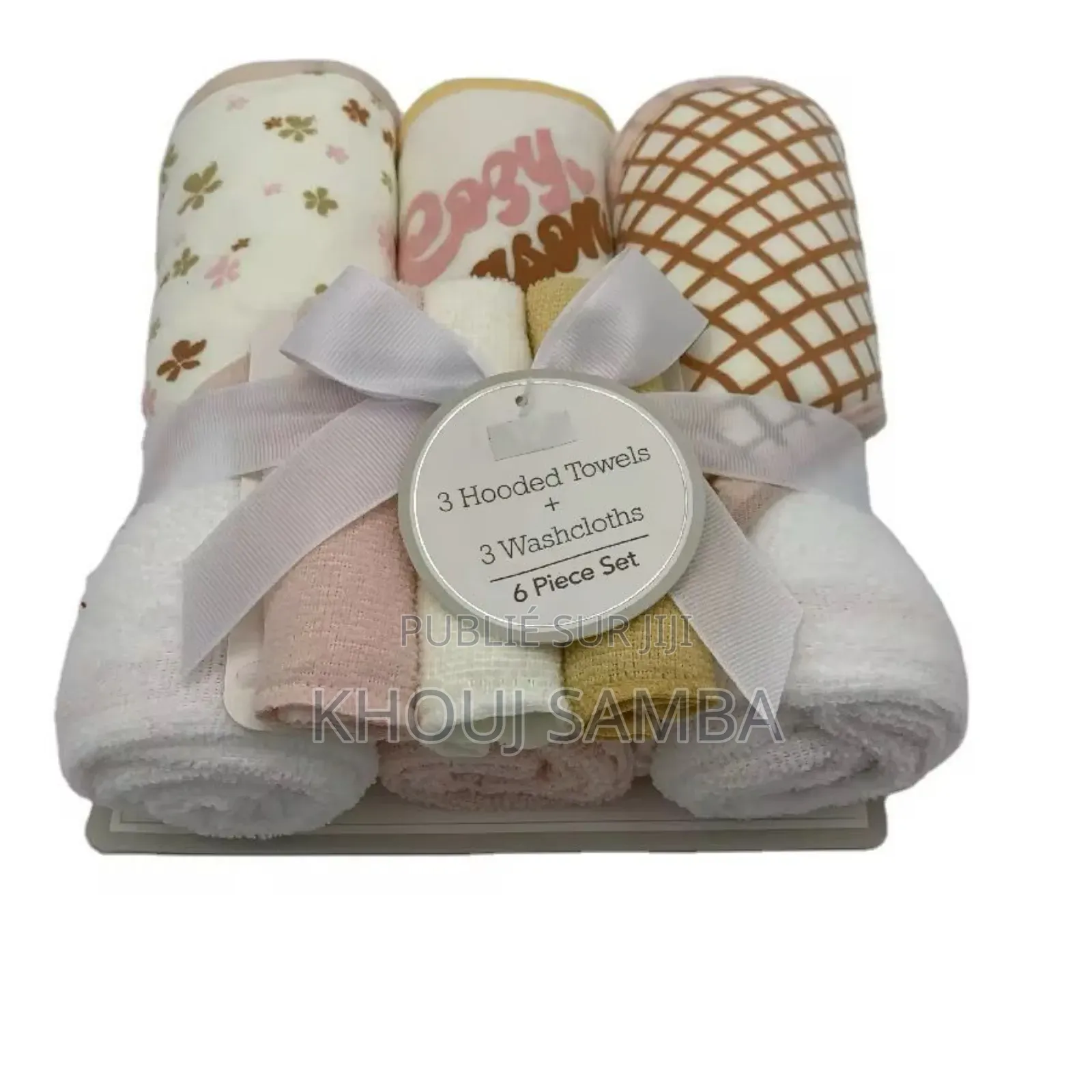 Lot Sorties De Bains Et Serviettes