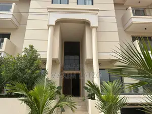 Photo - 5chbre Appartement dans Almadies à Louer