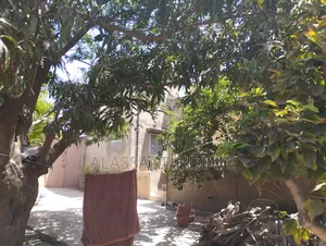 9chbre Maison dans Bayakh Forage, Keur Moussa à Vendre