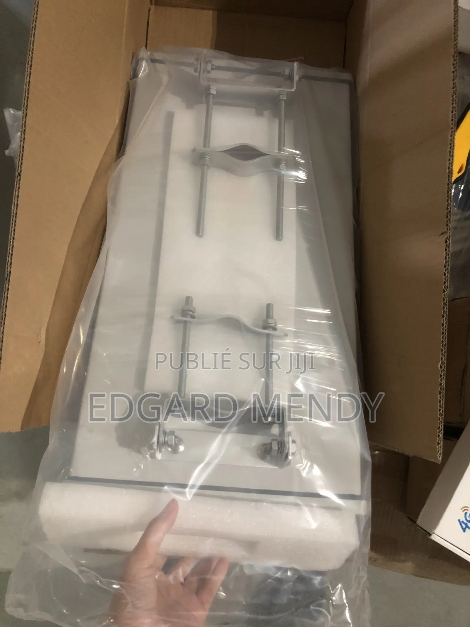 Pack Wifi Lanpro Amplifierantennes Sectorielle Wifi Avec Switch Poe