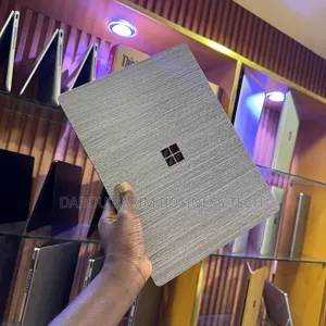 New Microsoft Surface Laptop 3 16GB Intel Core I7 SSD 256GB