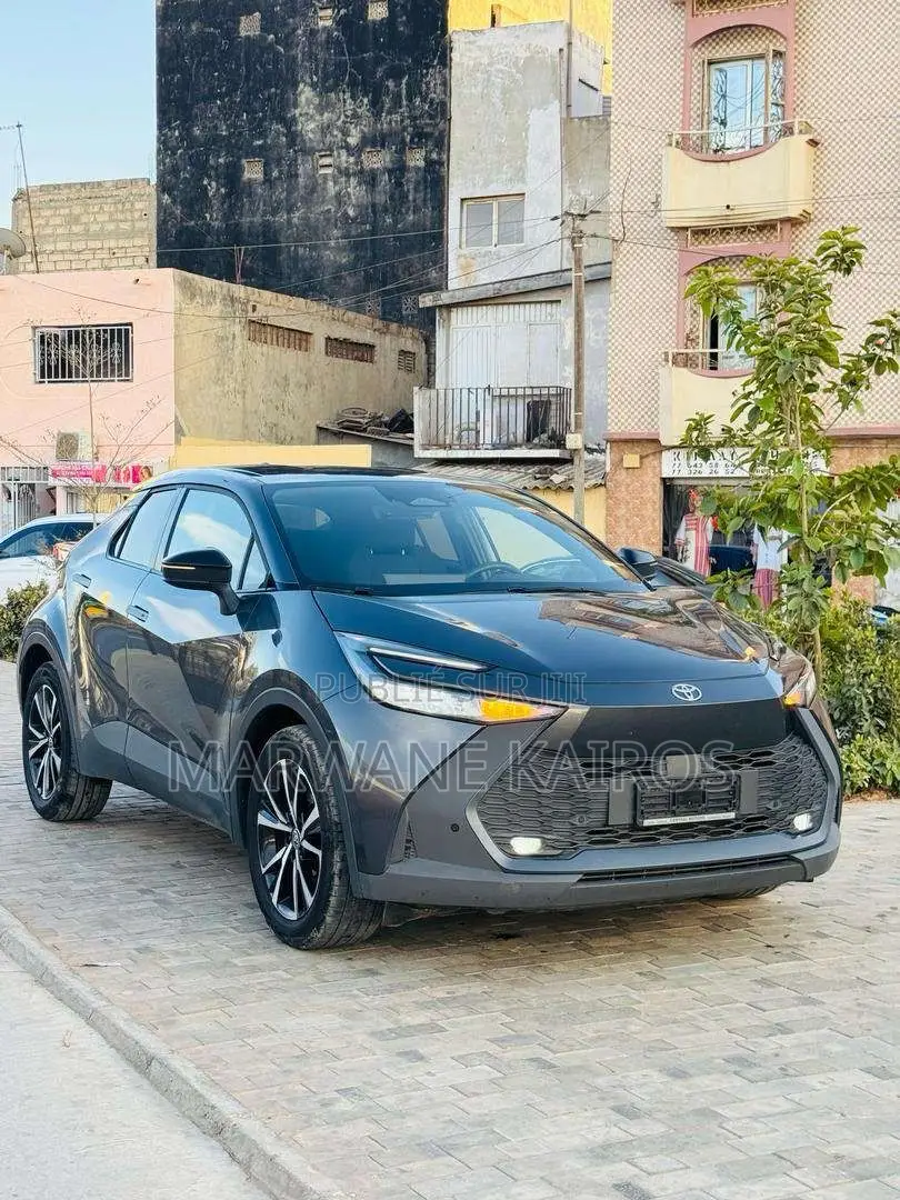 Toyota C-HR 2024 Noir