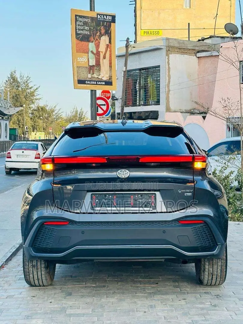 Toyota C-HR 2024 Noir