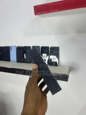 New Samsung Galaxy S21 Ultra 5G 128 GB Noir