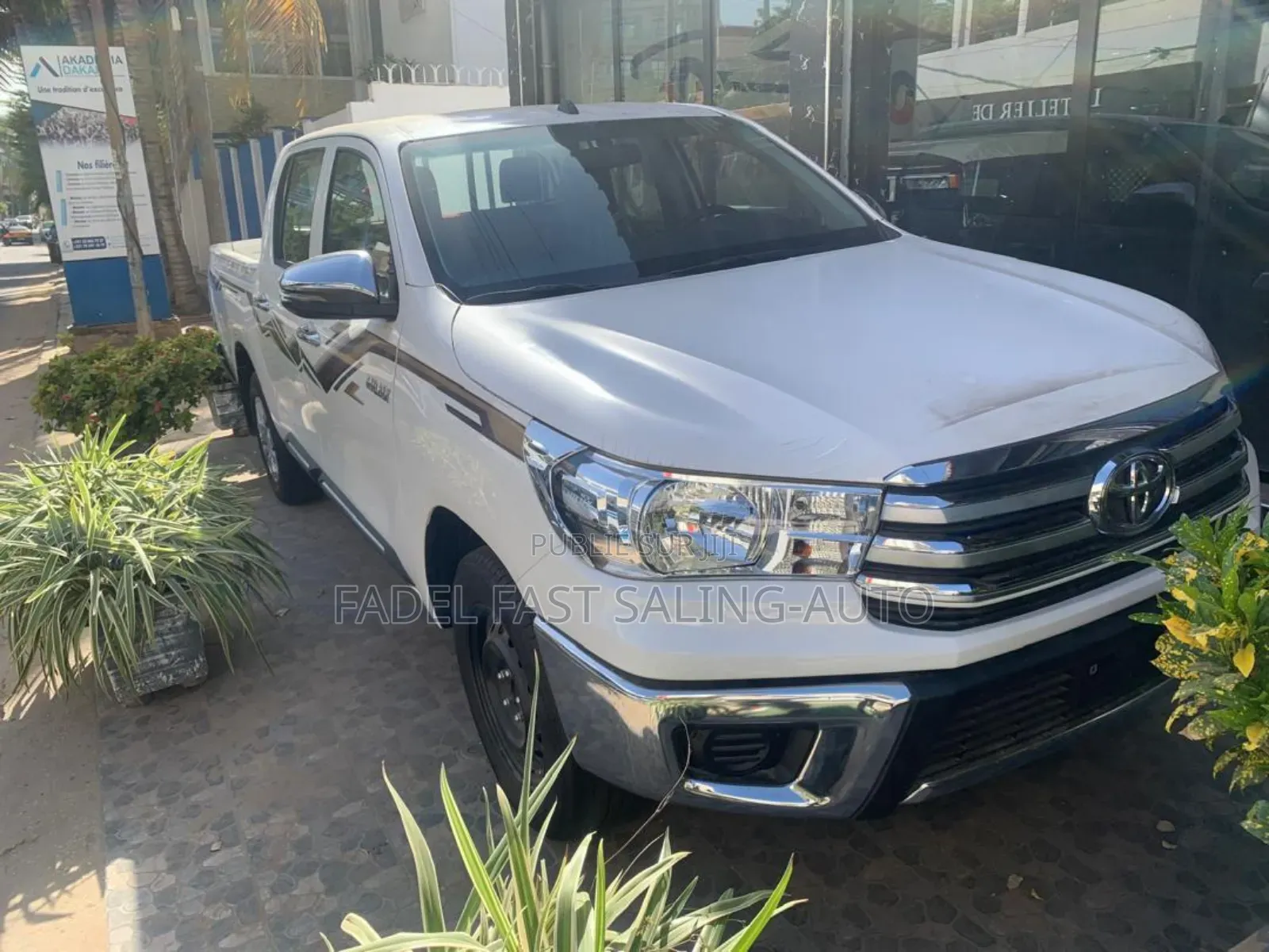 Toyota Hilux 2024 Blanc