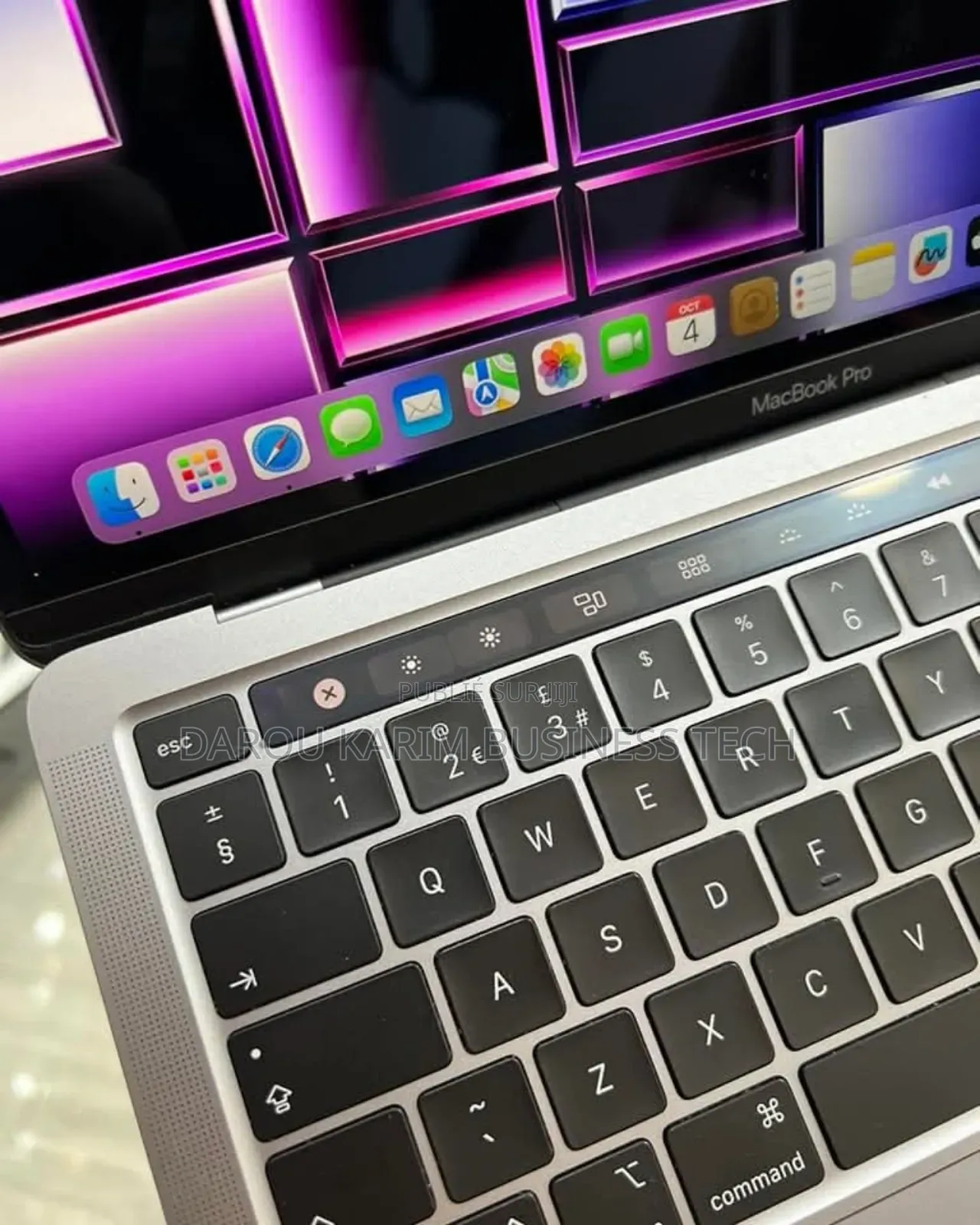 New Apple MacBook Pro 2022 M2 8GB Apple M2 SSD 256GB