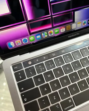 New Apple MacBook Pro 2022 M2 8GB Apple M2 SSD 256GB