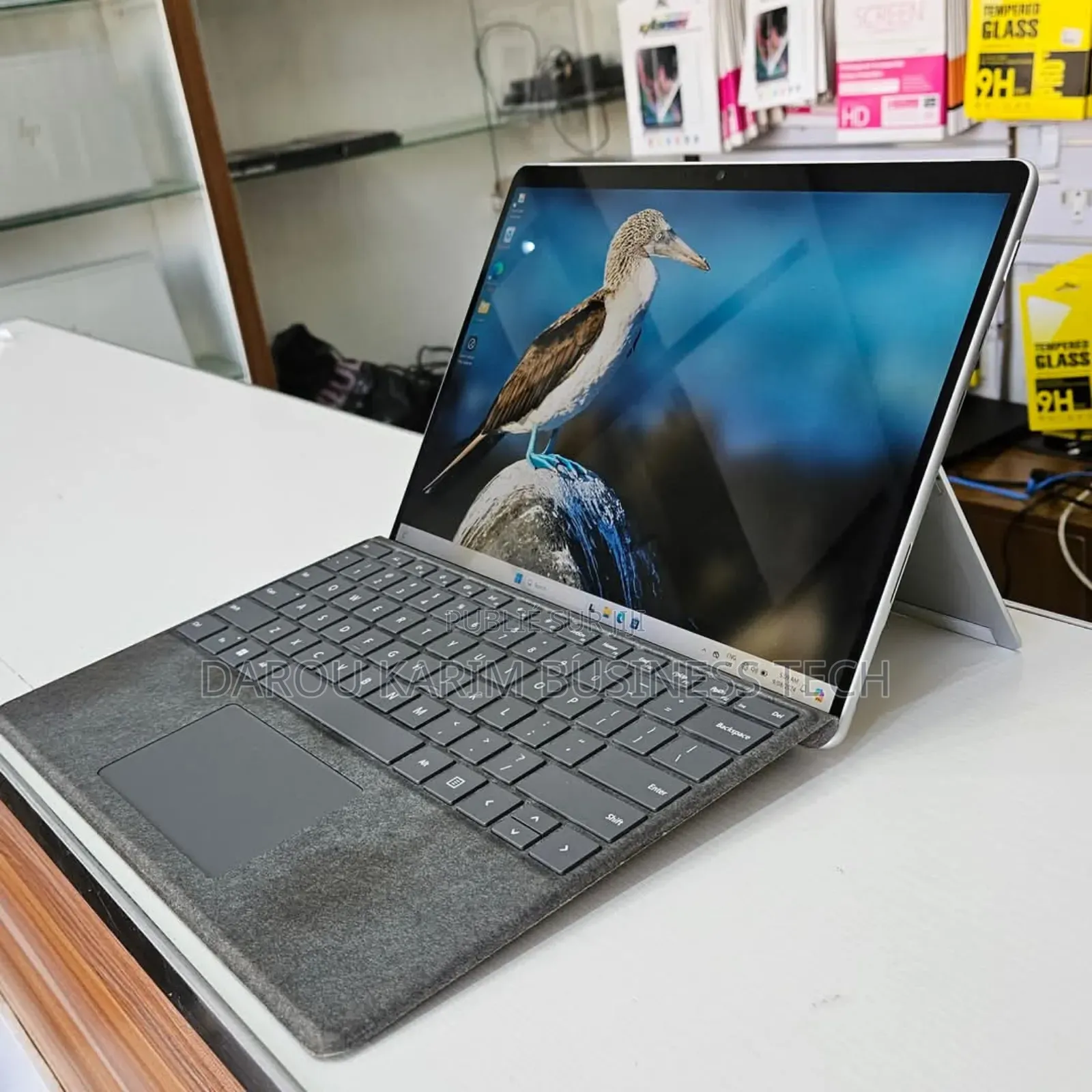 New Microsoft Surface Pro 8 16GB Intel Core I7 SSD 256GB