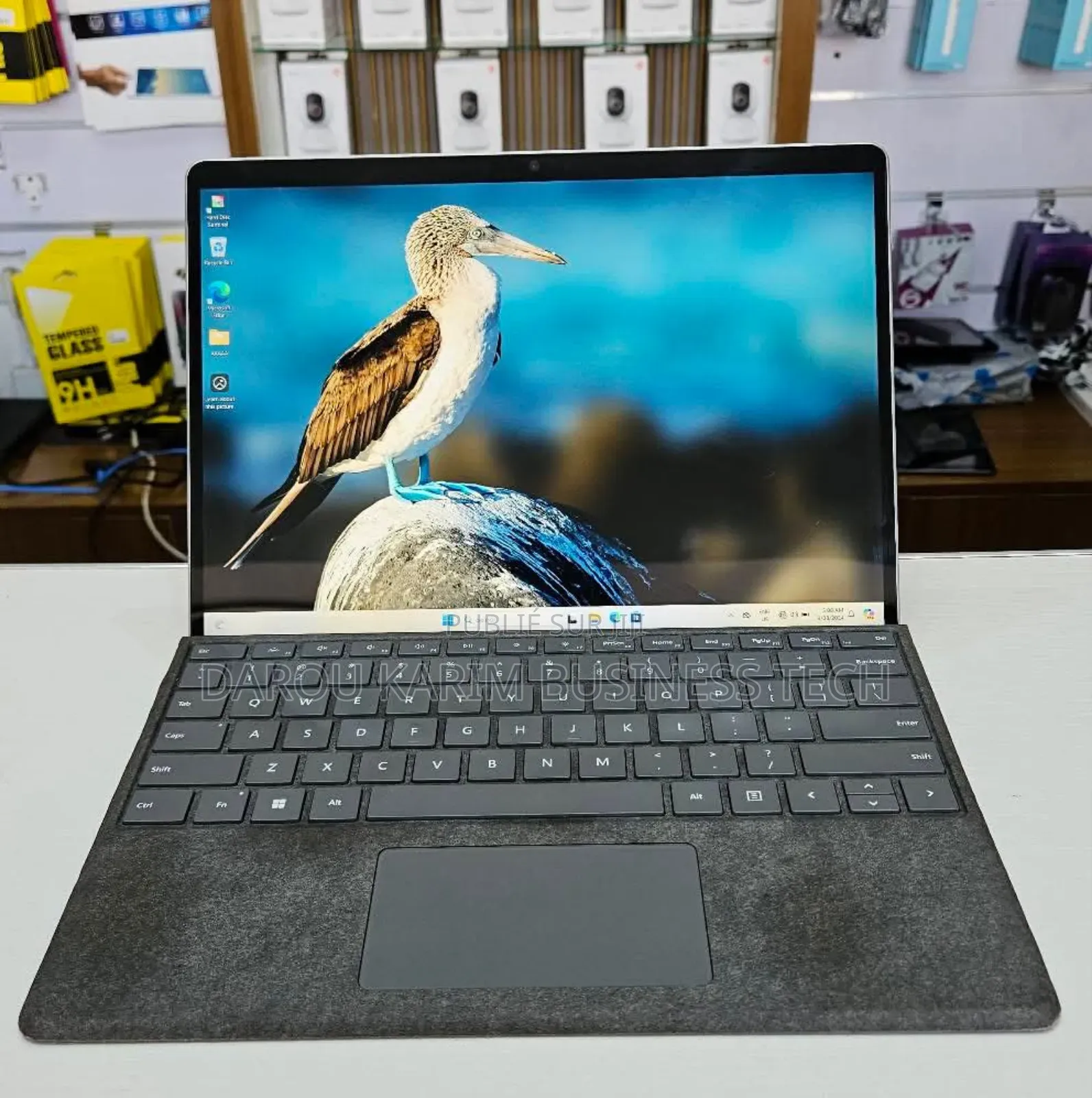 New Microsoft Surface Pro 8 16GB Intel Core I7 SSD 256GB