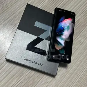 Photo - New Samsung Galaxy Z Fold 3 256 GB Noir