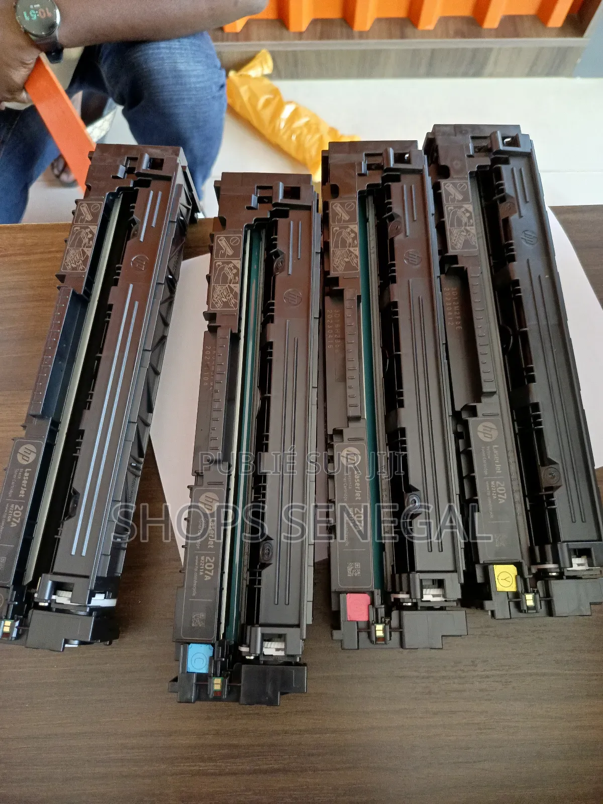 Plusieurs Cartouche Vide Dispo Jet Laser 207