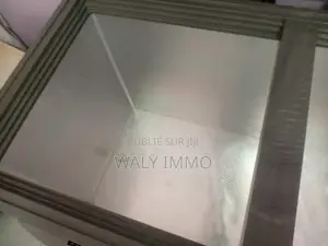 Congélateur De 700 Litres À Vendre À Mbour Sénégal