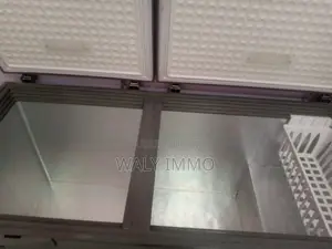 Congélateur De 700 Litres À Vendre À Mbour Sénégal