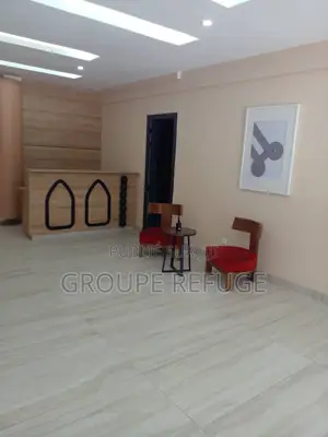 3chbre Appartement dans Groupe Refuge, Mermoz Sacré-Cœur à Louer