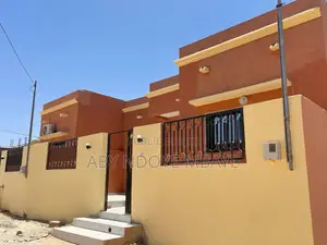 3chbre Villa dans Ndiakhirate En, Sangalkam à Vendre