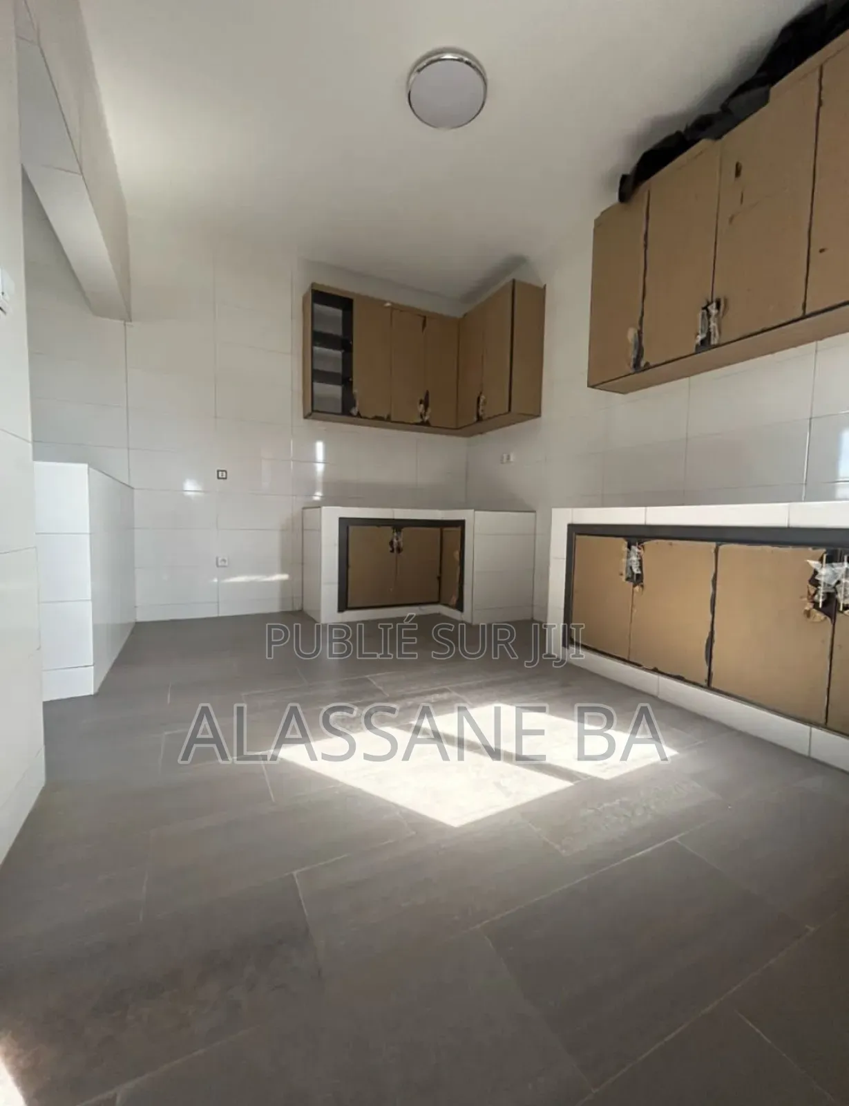 3chbre Appartement dans Ouakam à Louer