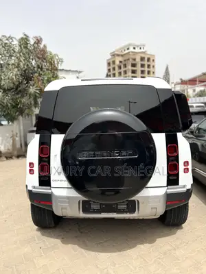 Land Rover Defender First Edition 2023 Blanc