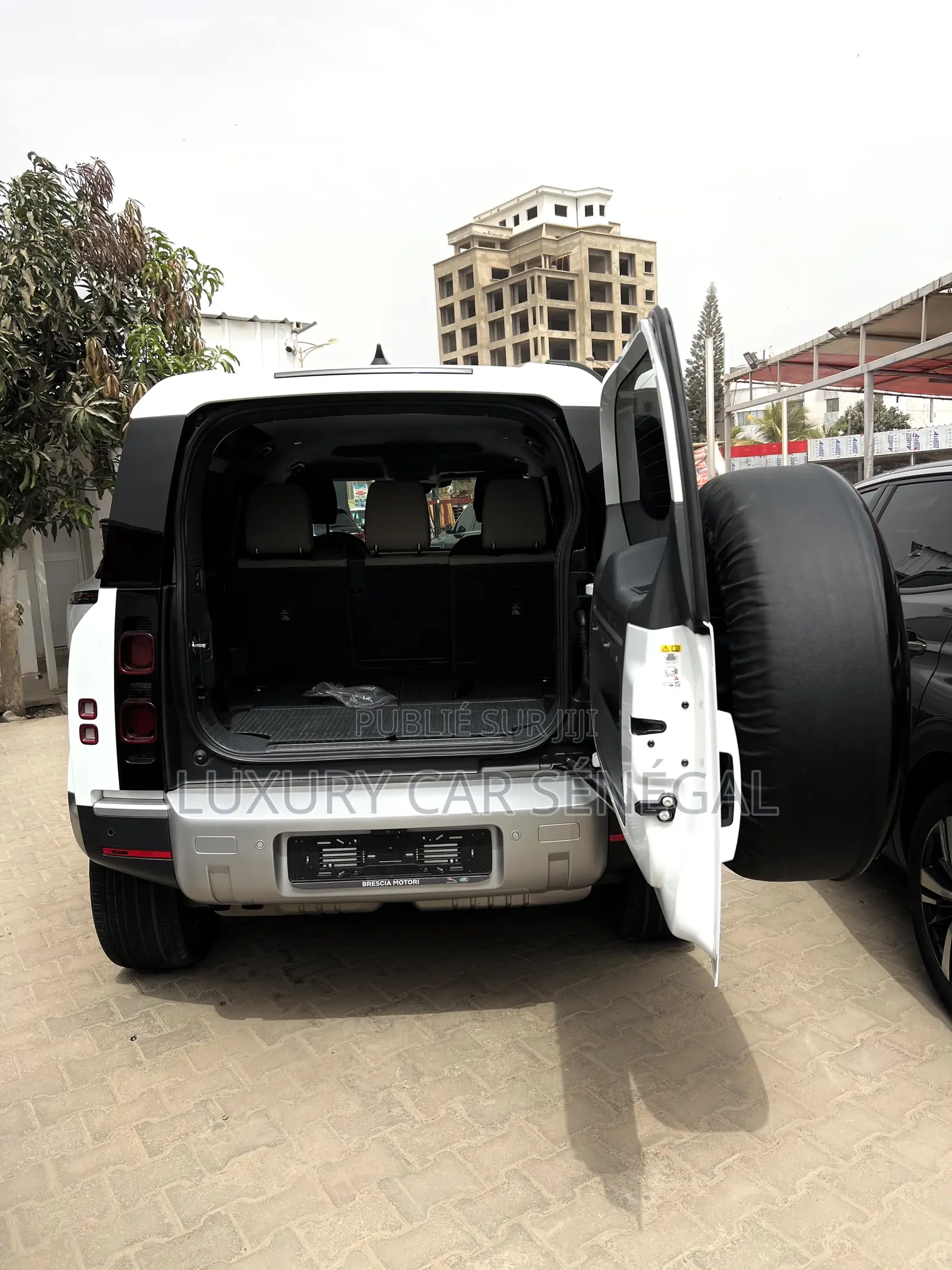 Land Rover Defender First Edition 2023 Blanc