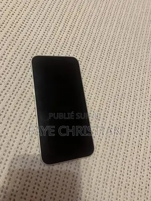 Photo - Pomme iPhone 12 128 GB Blanc