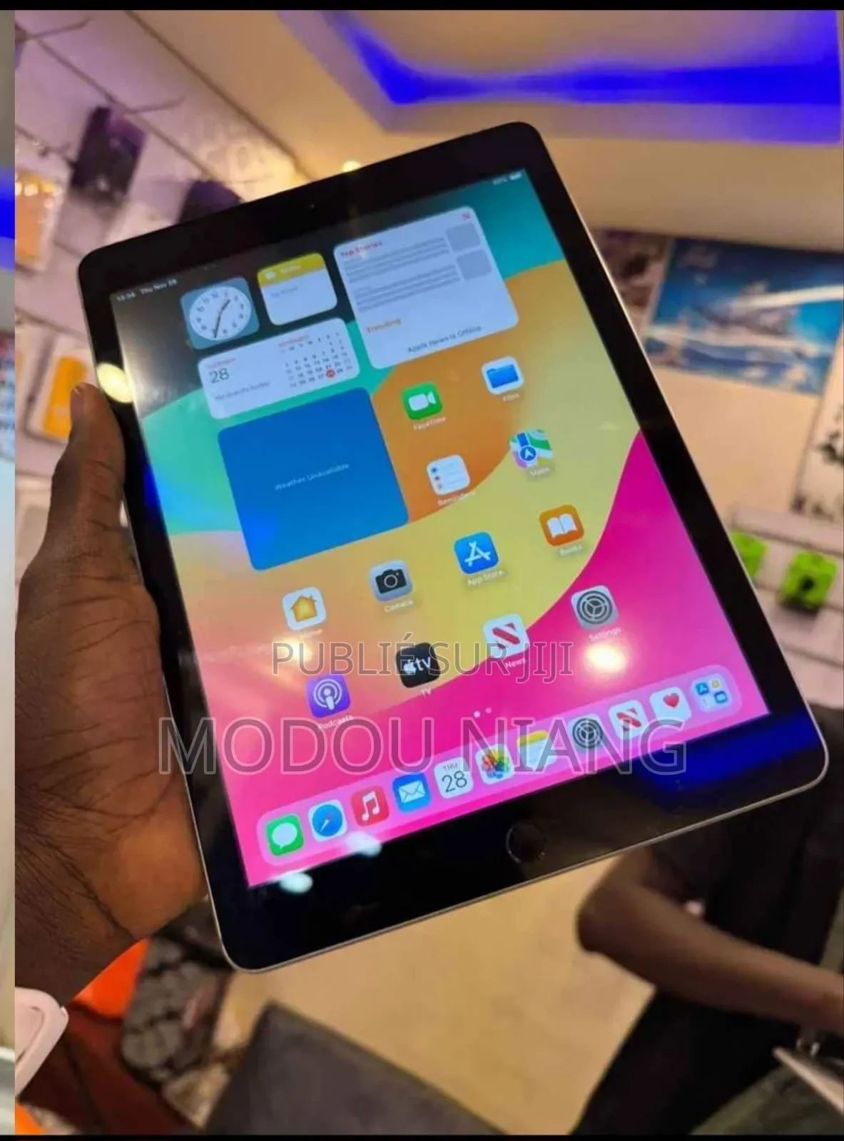 New Apple iPad 10.2 (2019) 128 GB Gris