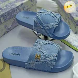 Ensemble Casquette Et Chaussures en Jean