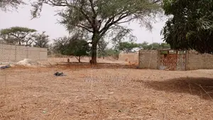 Terrain De 450 Mètres Carrés À Vendre À Malicounda Sénégal
