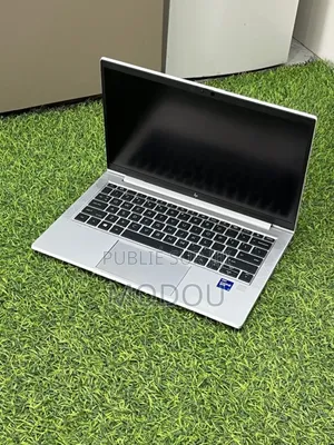 Photo - New HP EliteBook 830 G8 32GB Intel Core I7 SSD 512GB