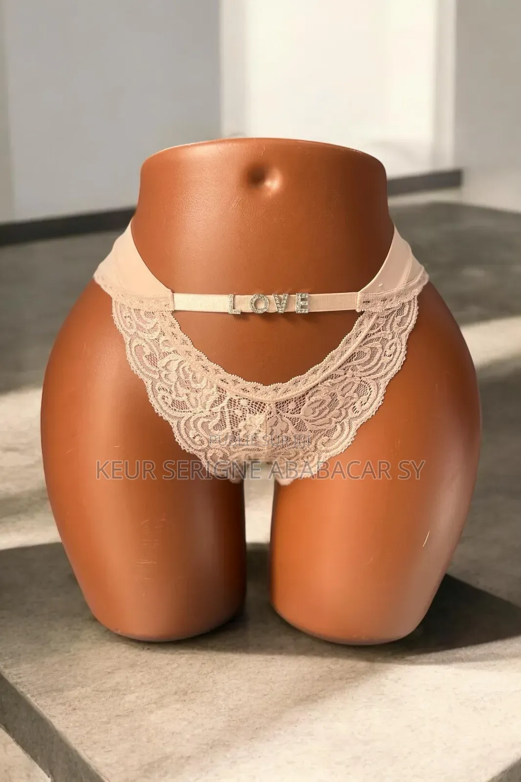 Slip Dentelle Love Sexy Et Confortable
